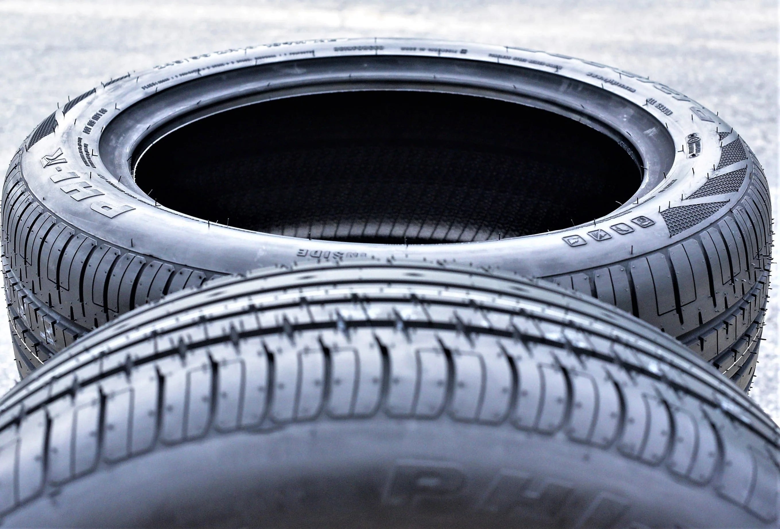 A set of four (four) 245/40R20 ZR 99Y XL A/S performance tires are available for: 2014-16 Chevrolet Impala LTZ, 2017-18 Chevrolet Impala LT